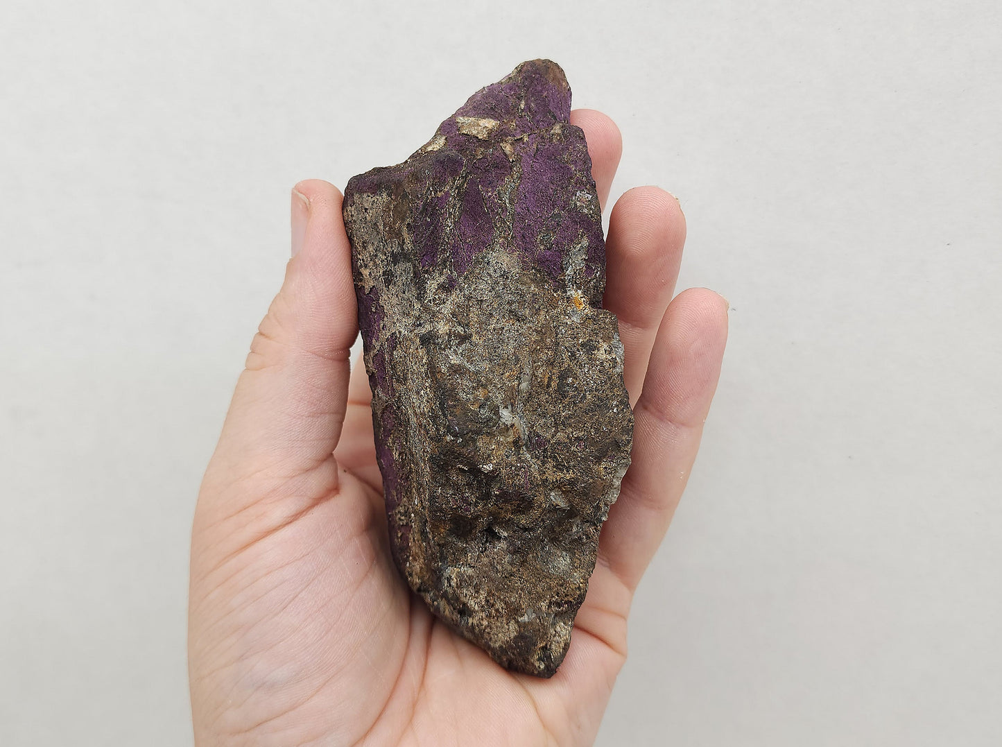 Purpurite rough