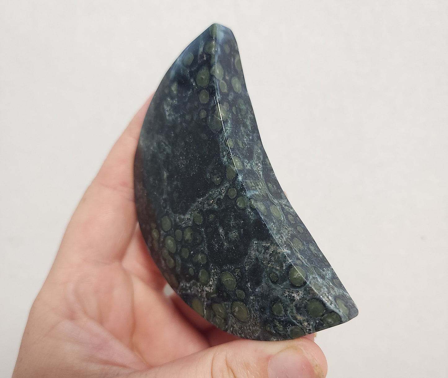 Kambaba "Crocodile" Jasper Moon