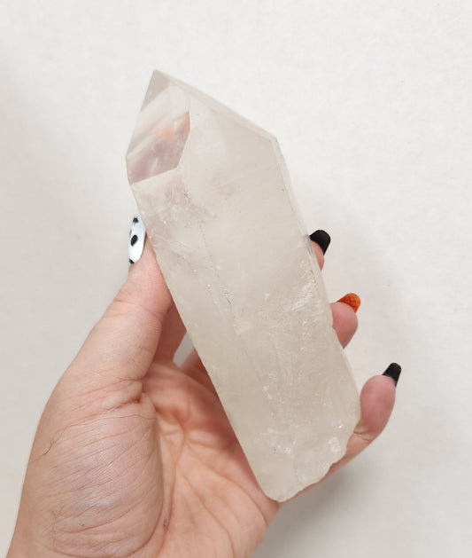 Quartz Point (Raw Point)