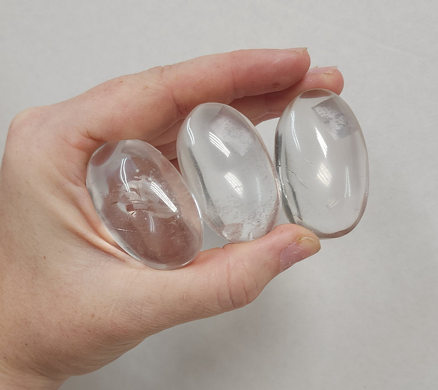 Clear Quartz Palmstone (Med)